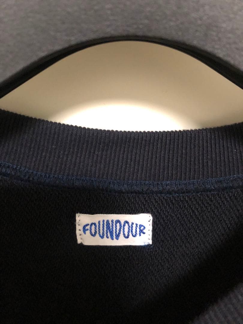 FOUNDOUR スウェット　トレーナー