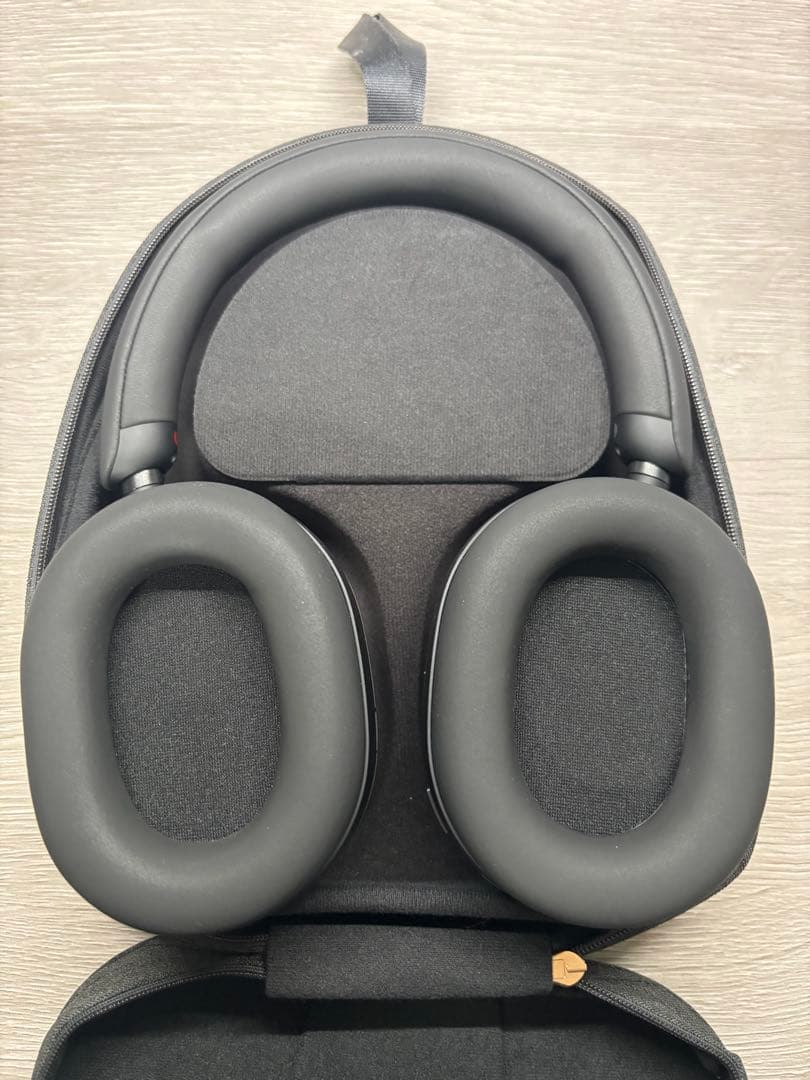 Sony ワイヤレスヘッドホン WH-1000XM5 ブラック