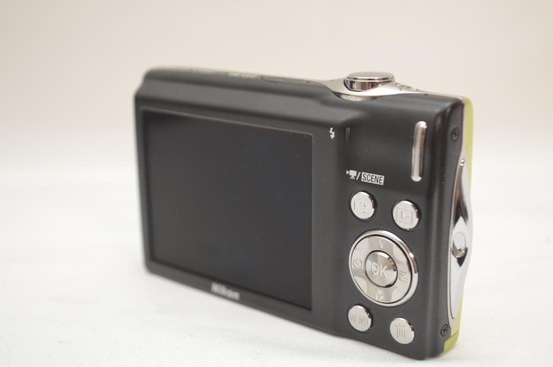 ✨美品✨ Nikon Coolpix S3000 グリーン