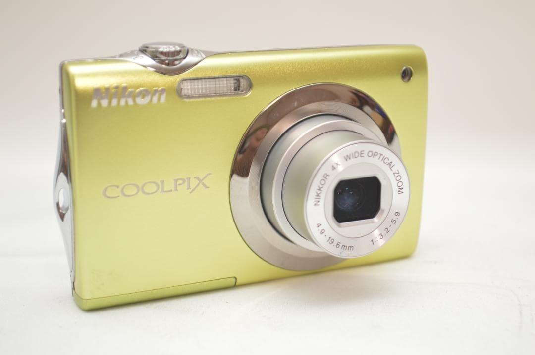 ✨美品✨ Nikon Coolpix S3000 グリーン