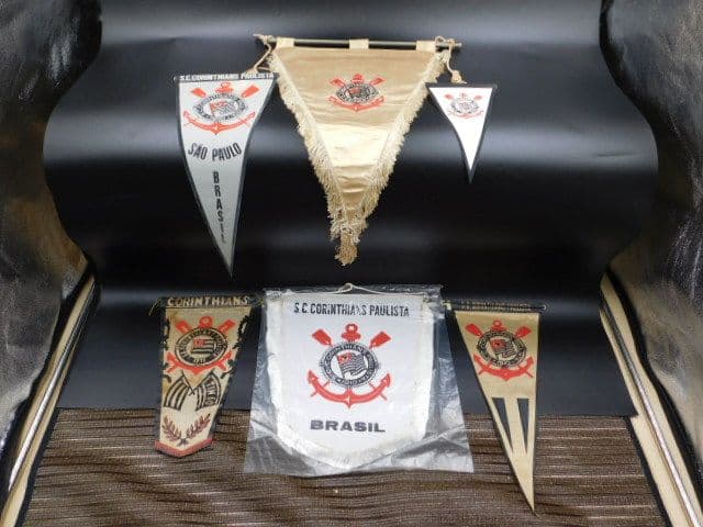 クラブ支給品　親善試合ペナント交換用公式コリンチャンスフラッグ ＆ 選手間交換用