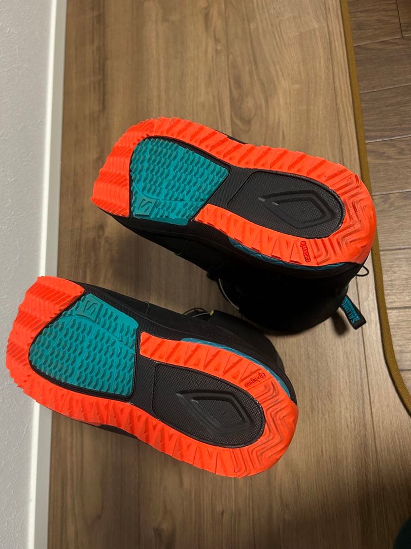 【ほぼ新品】SALOMON IVY スノーブーツ　23.5 ブラック×オレンジ