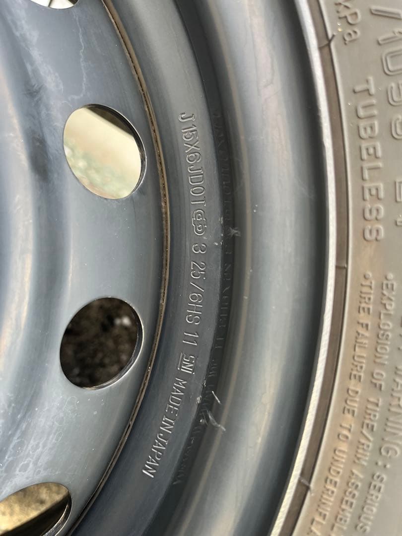 ハイエース　純正　DUNLOP 195/80R15 タイヤホイール4本セット