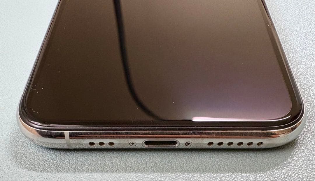 iPhone11Pro　シルバー(本体のみ)　256GB　SIMフリー