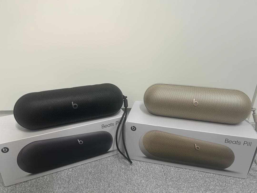 【さん専用】Beats Pill ワイヤレススピーカー 2色セット