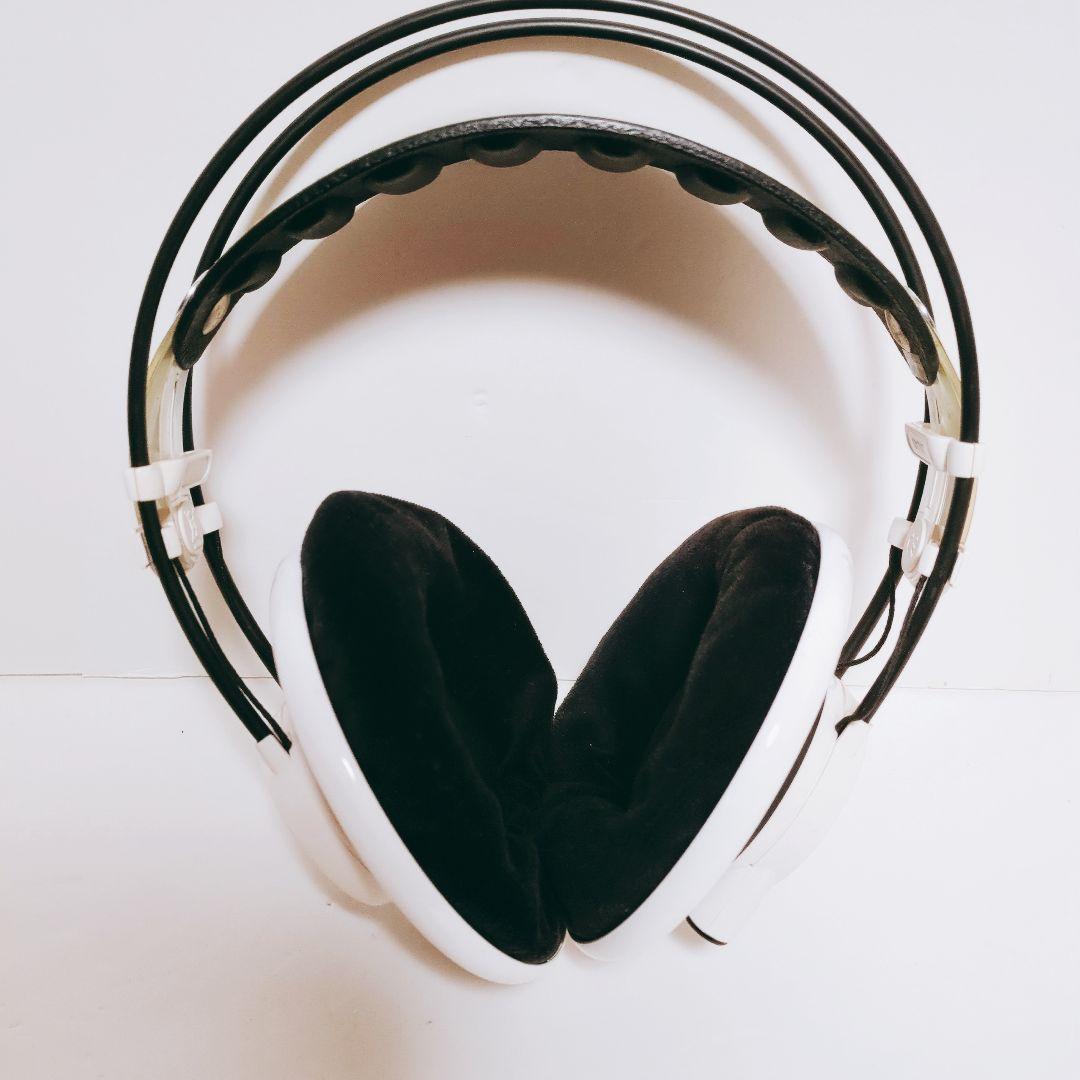 AKG Q701 ヘッドホン ホワイト オープン型 有線 ケーブル付き