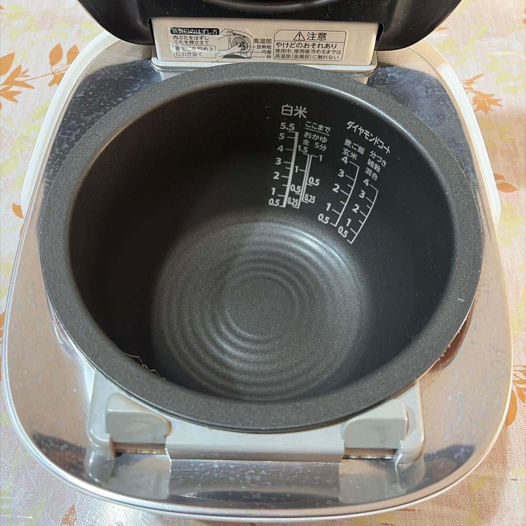 TOSHIBA IH炊飯器 RC-10VST ホワイト2023年制