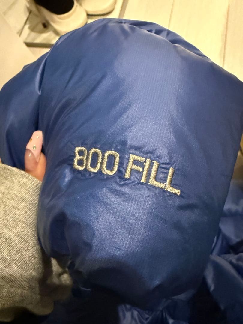 【stussy】 ダウン　S 多少の使用感あり