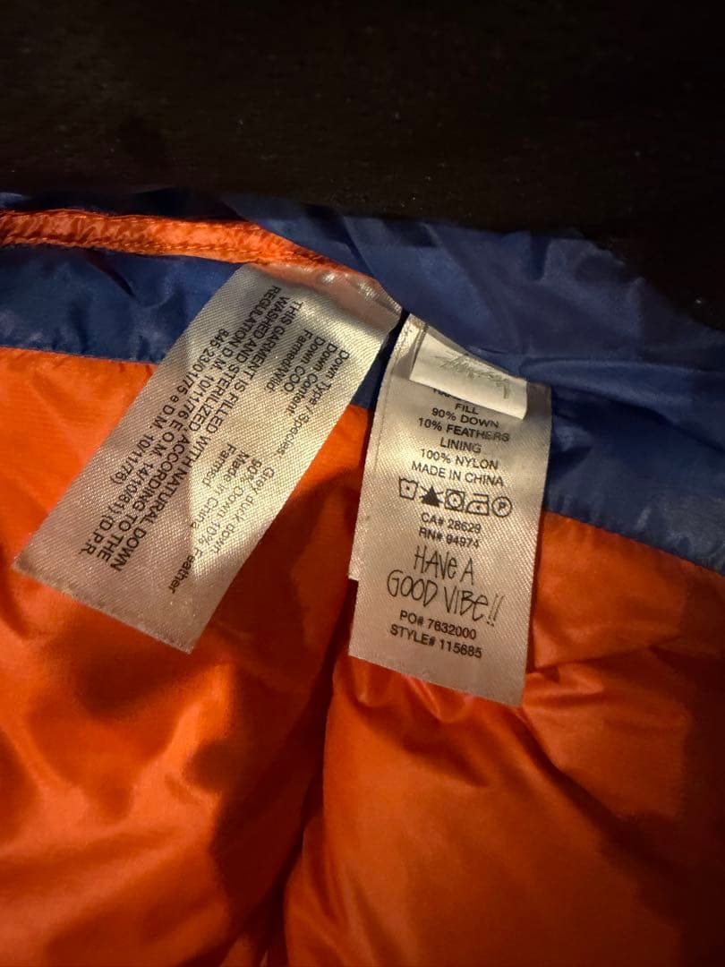 【stussy】 ダウン　S 多少の使用感あり