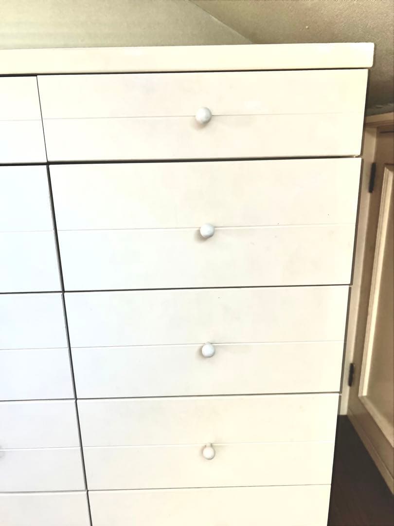 取手部分がまるっこくて可愛いチェスト白　11杯　5段