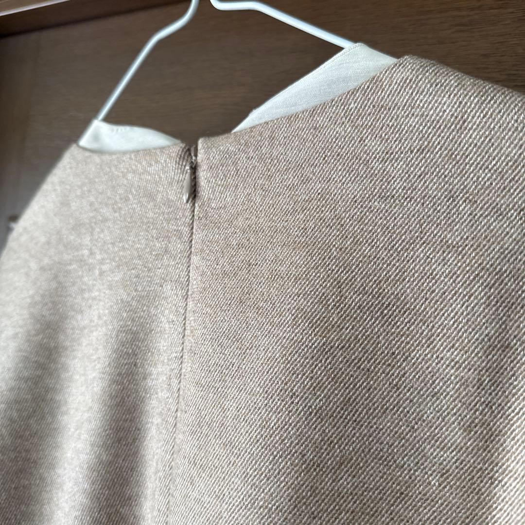 アドーア　長袖トップス／38サイズ／新品未使用