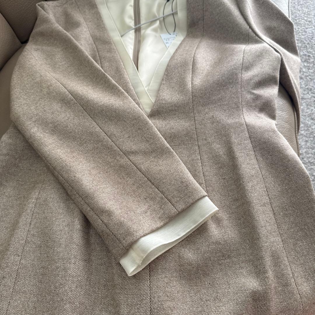 アドーア　長袖トップス／38サイズ／新品未使用