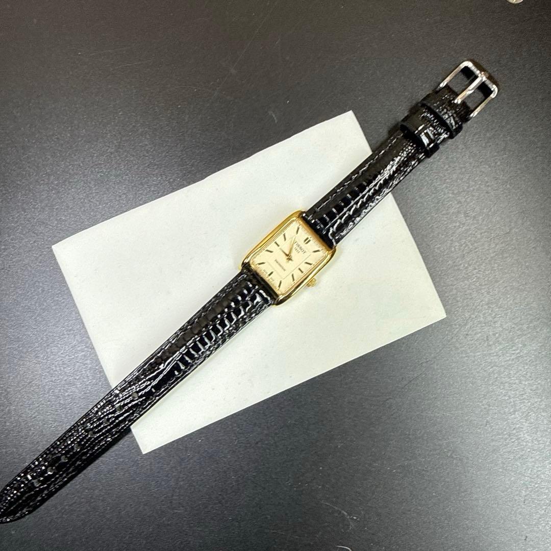 腕時計 TISSOT ティソ FASCINATION T815 スクエア 2針