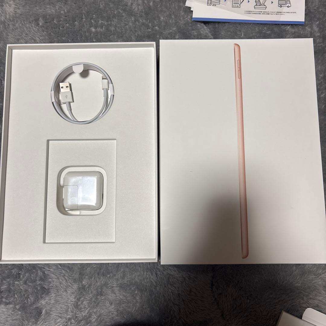 ゆ　Apple iPad (第7世代) ゴールド 32GB