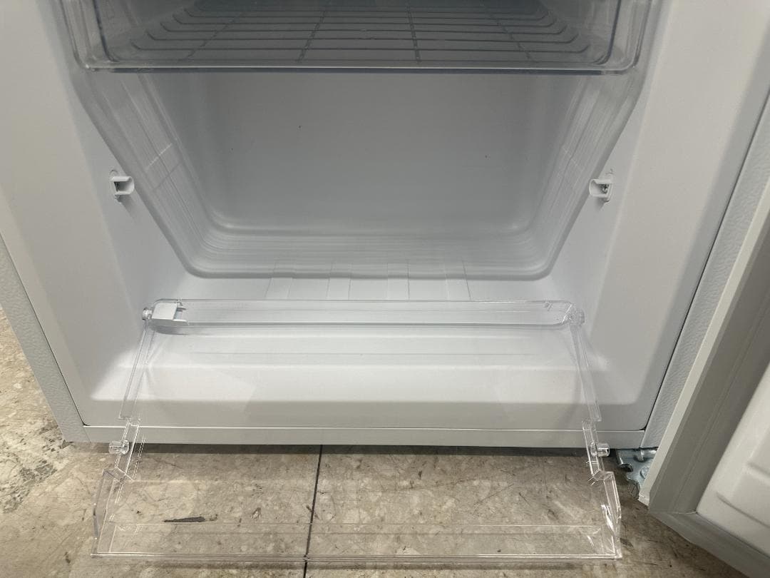 Comfee　冷凍冷蔵庫　174L　RCB169WH1JP　2024年製