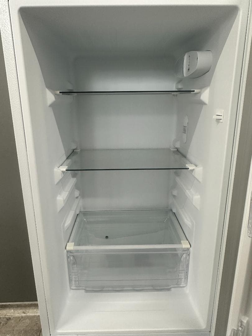 Comfee　冷凍冷蔵庫　174L　RCB169WH1JP　2024年製