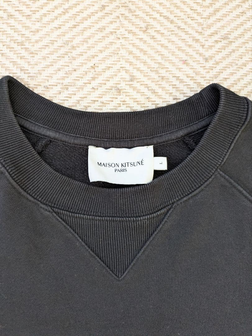 美品　MAISON KITSUNÉ ネイビー スウェット Lサイズ