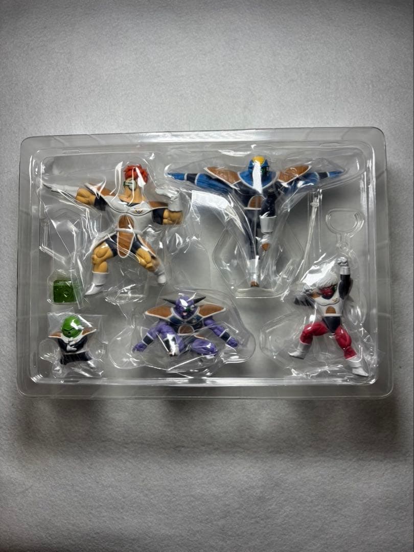 HGドラゴンボール超　ギニュー特戦隊セット　バンダイ
