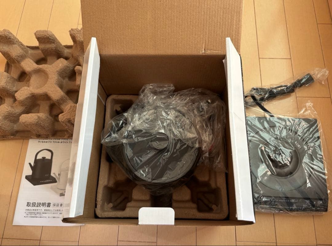 【未使用品】ラッセルボブス 電気ケトル 7106JP-BK