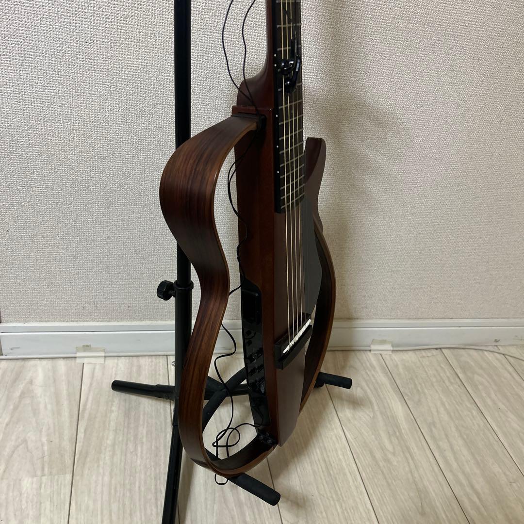 ヤマハ サイレントギター 極上品 単三電池でOK 付属品完備 SLG200S！