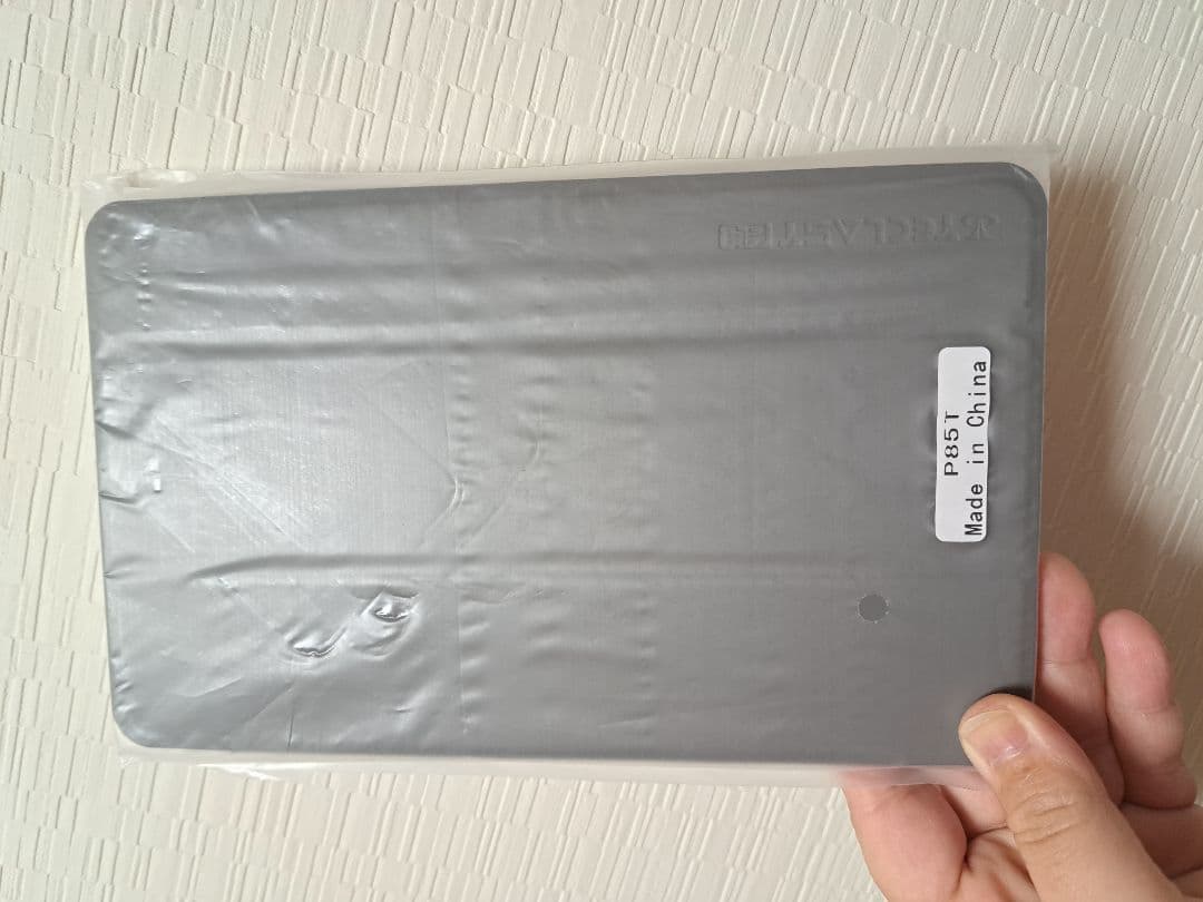 P85T 8インチタブレット/ケース付き