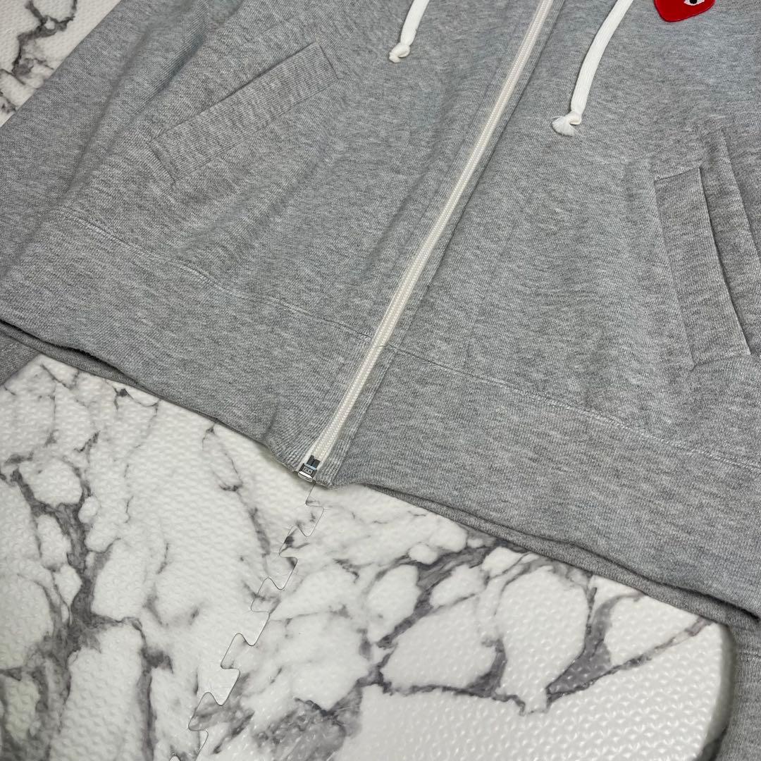 コムデギャルソン　ジップアップパーカー　刺繍