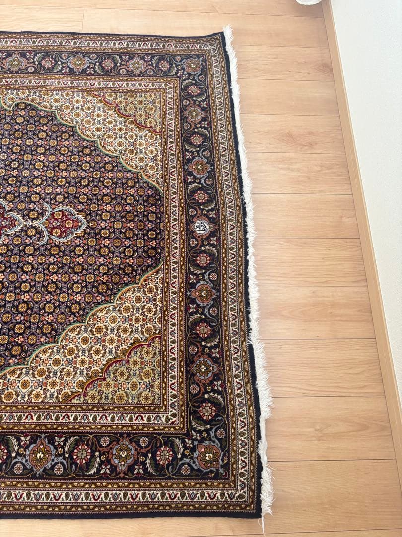 専用！ペルシャ絨毯　タブリーズ　ウールとシルク　ラグ マヒ柄