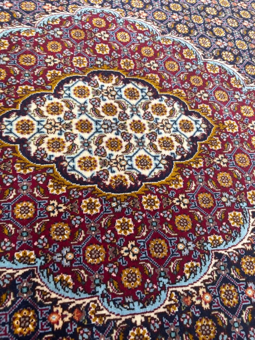 専用！ペルシャ絨毯　タブリーズ　ウールとシルク　ラグ マヒ柄