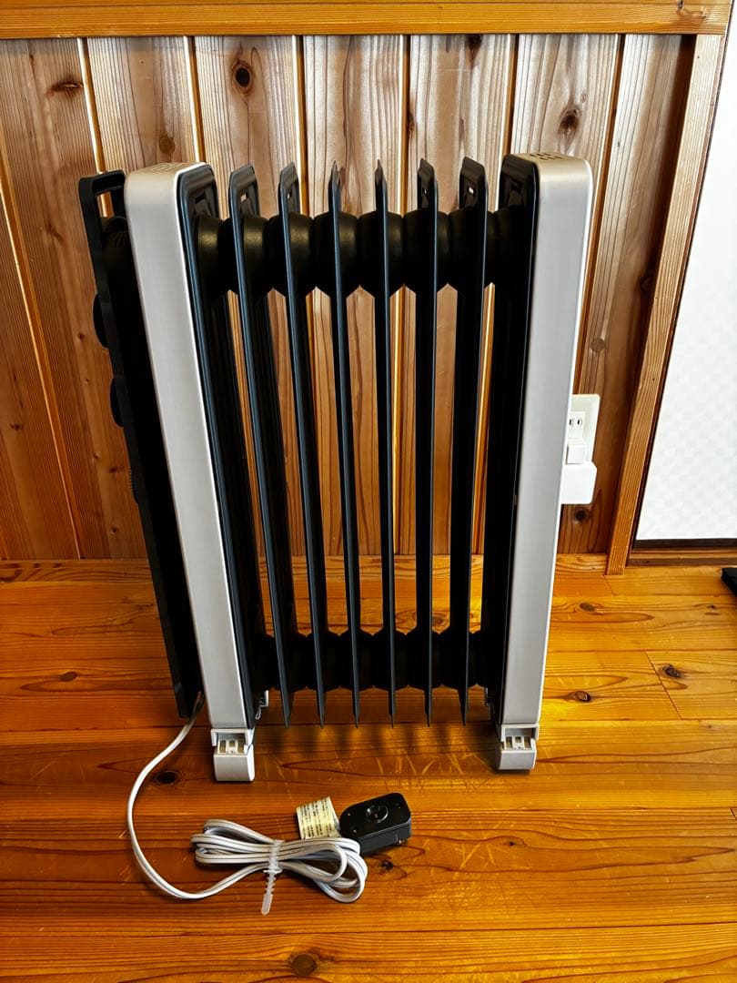 デロンギ オイルヒーター ヴェルティカルド RHJ21F0812-GY