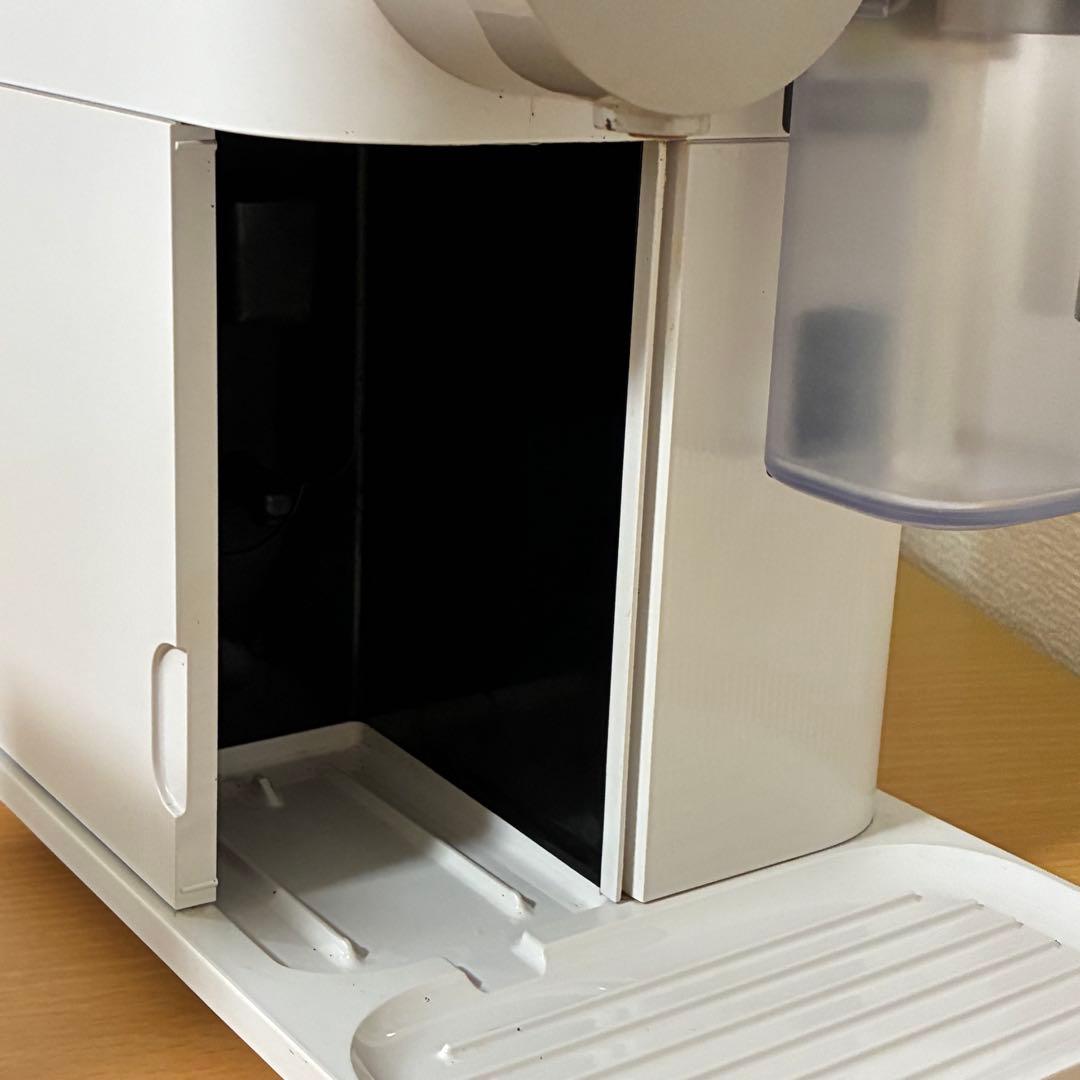 ネスプレッソ ラティシマワン カプセル式コーヒーメーカー F111