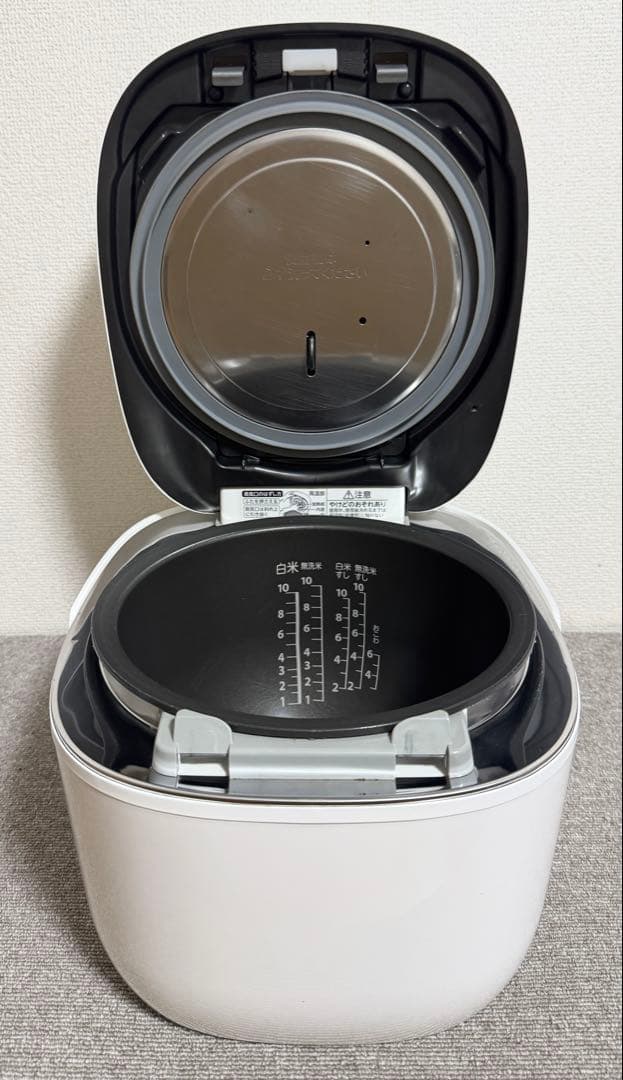 【美品】東芝TOSHIBA IH炊飯器 RC-18VSR 10合炊き 動作保証