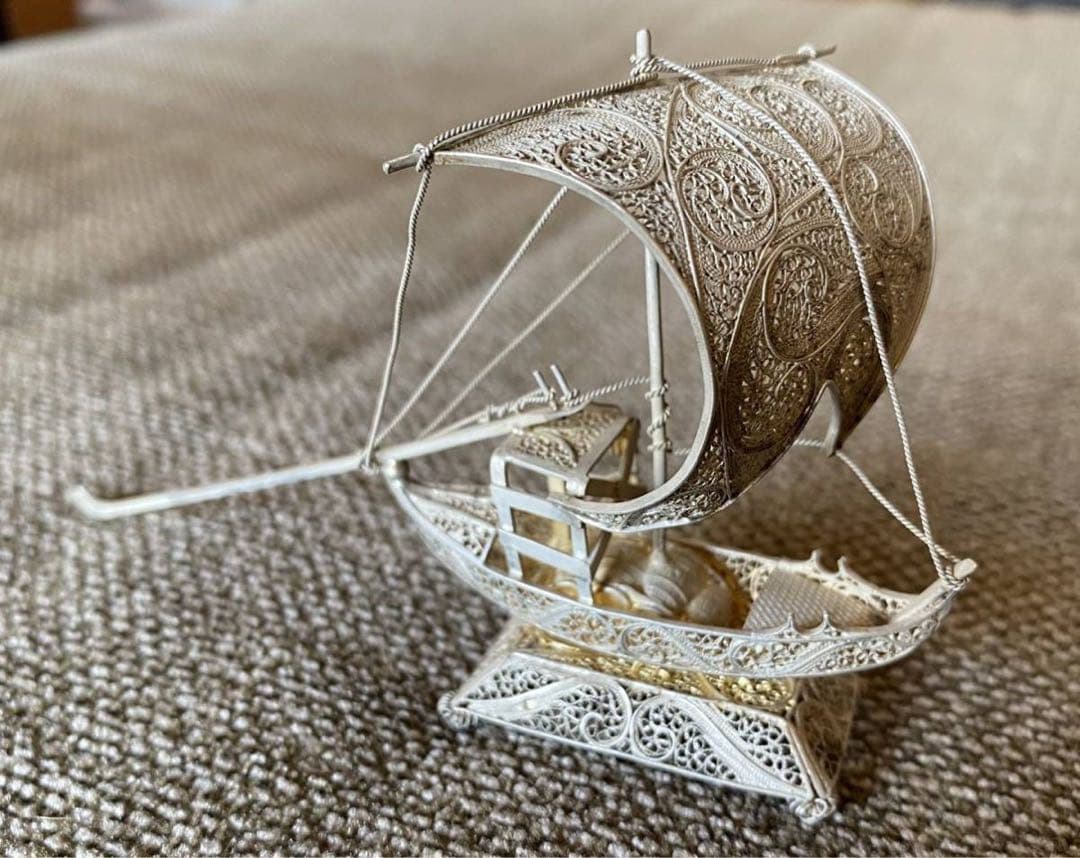 銀製　 超緻密な銀細工のポルトガル船　ビンテージ