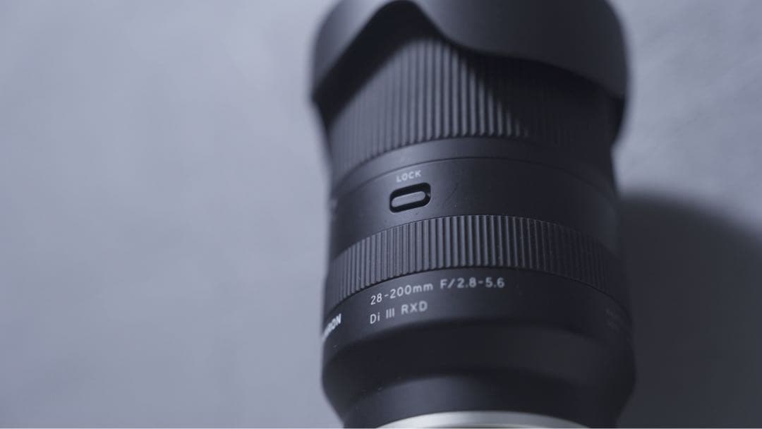 Tamron 28-200mm F/2.8-5.6 ズームレンズ