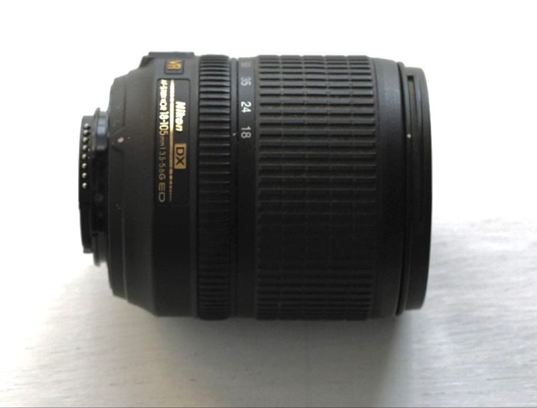 Nikon D90 デジタル一眼レフカメラ　レンズ付