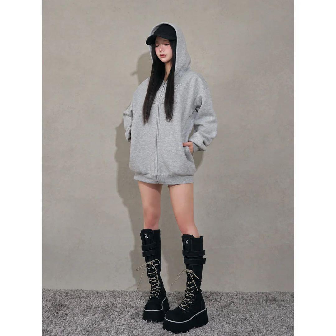 新品タグ付き ダーリッチ アップリケDDロゴパーカー グレー