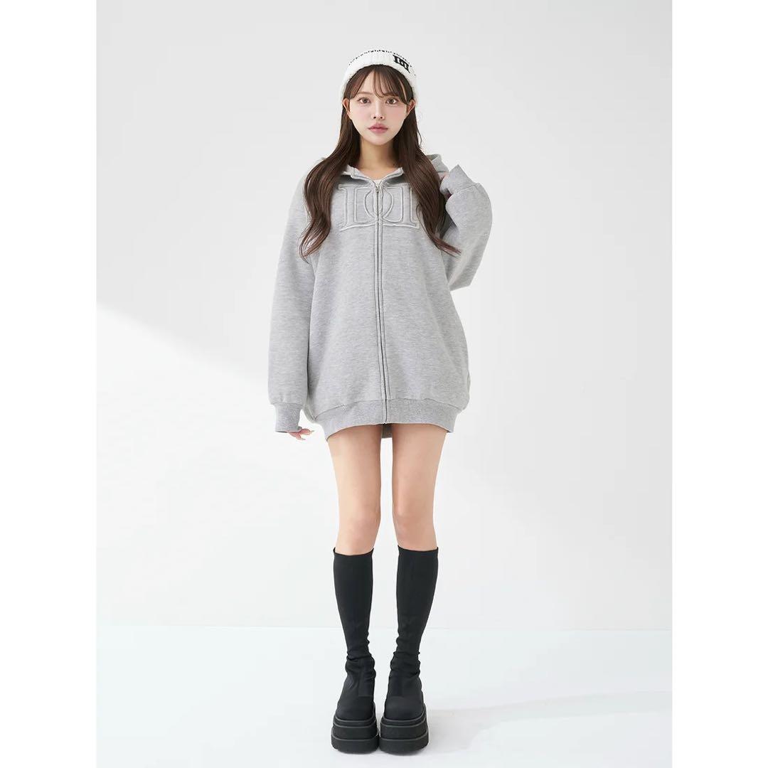 新品タグ付き ダーリッチ アップリケDDロゴパーカー グレー