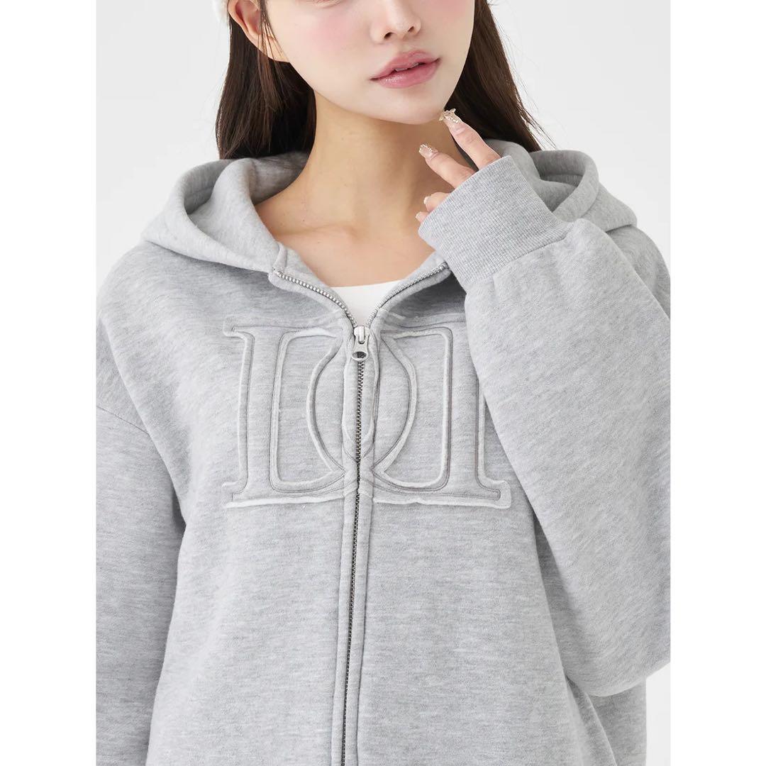 新品タグ付き ダーリッチ アップリケDDロゴパーカー グレー