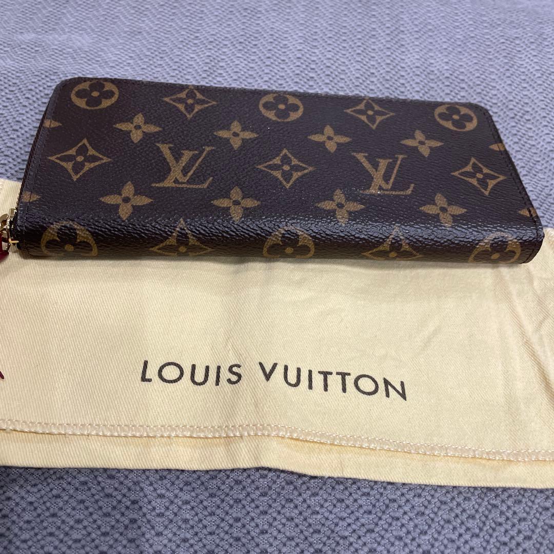 LOUIS VUITTON長財布