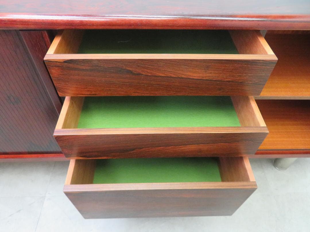 ヴィンテージ■ローズウッド■蛇腹扉■コクヨサイドボード■ミッドセンチュリー■北欧