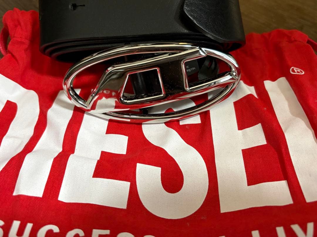 DIESEL 黒 ベルト 専用袋付き