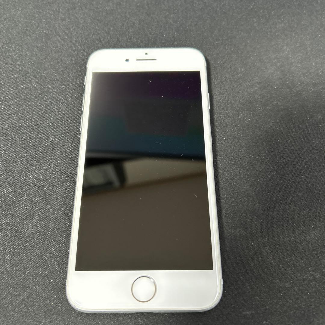 iPhone8 64GB SIMロック解除済