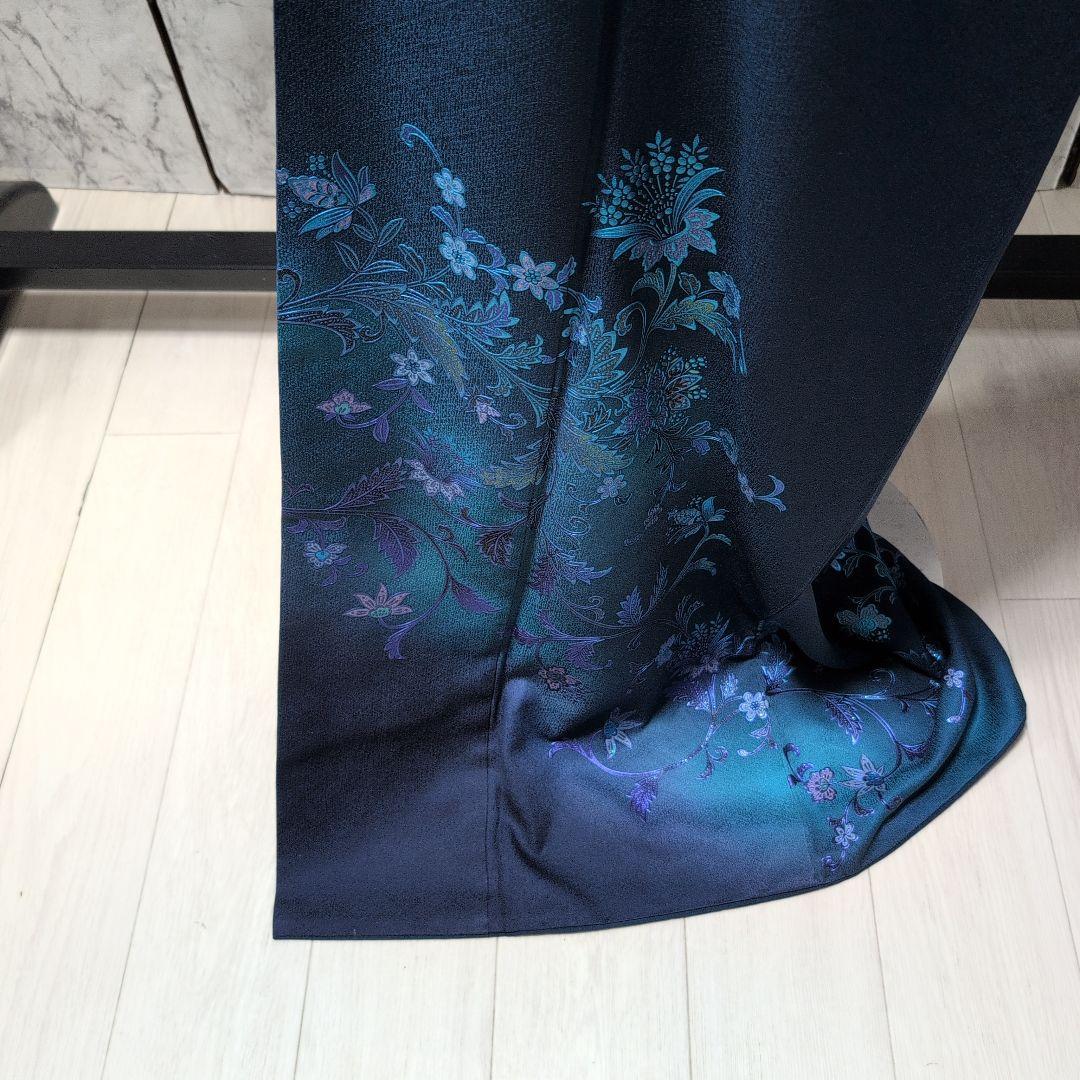 おかぁしゃ〜ん様[和田光正伝統工芸士]叙勲受章者、濃ブルー系付下げ逸品バジックガ