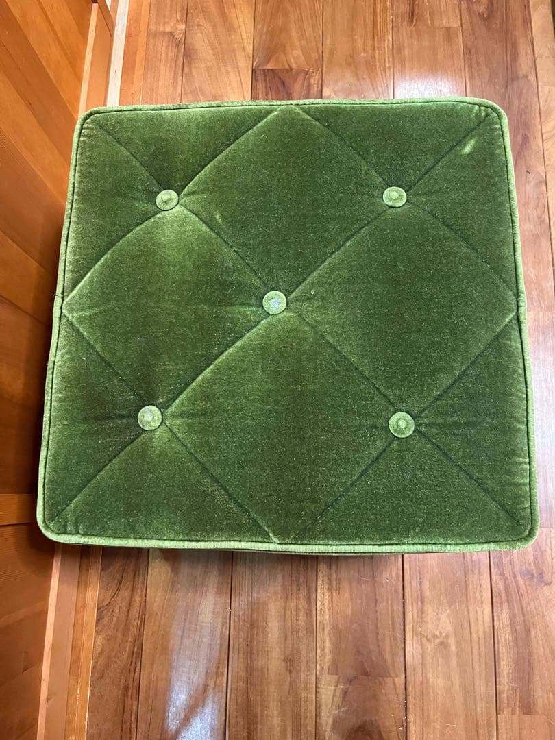 カリモク　カリモク60 kチェア　オットマン　モケットグリーン　スツール