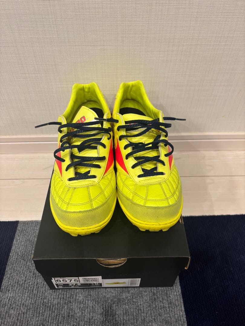 MIZUNO モレリア　サラ　ジャパン　ターフ　イエロー