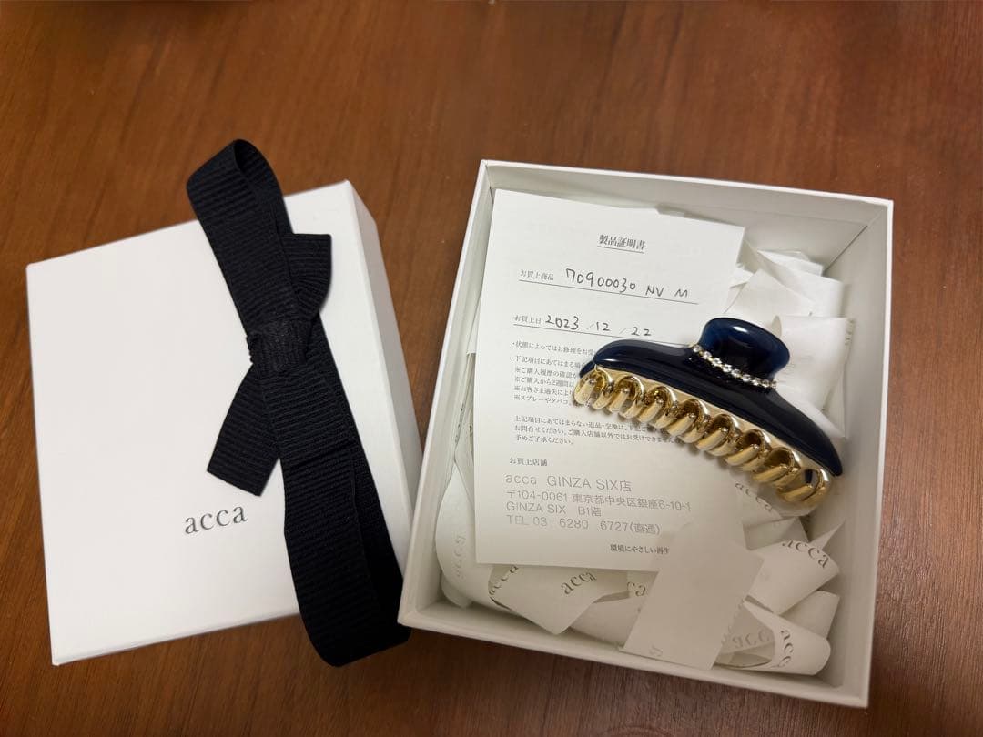 acca ネイビー ヘアクリップ