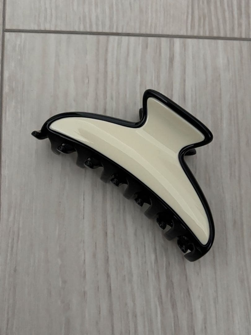 FRANCE Luxe ヘアクリップ