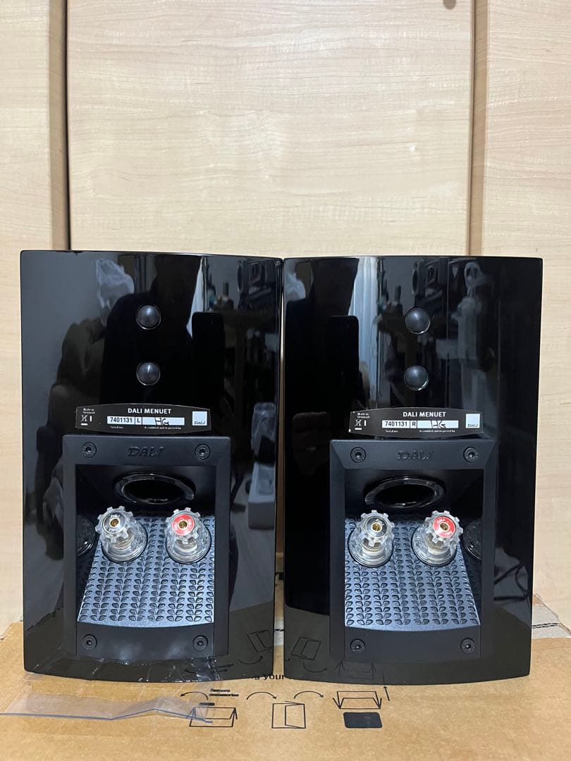 DALI MENUET ブラック