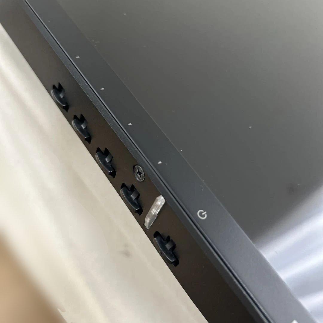 N*o様 I-O DATA ディスプレイ本体