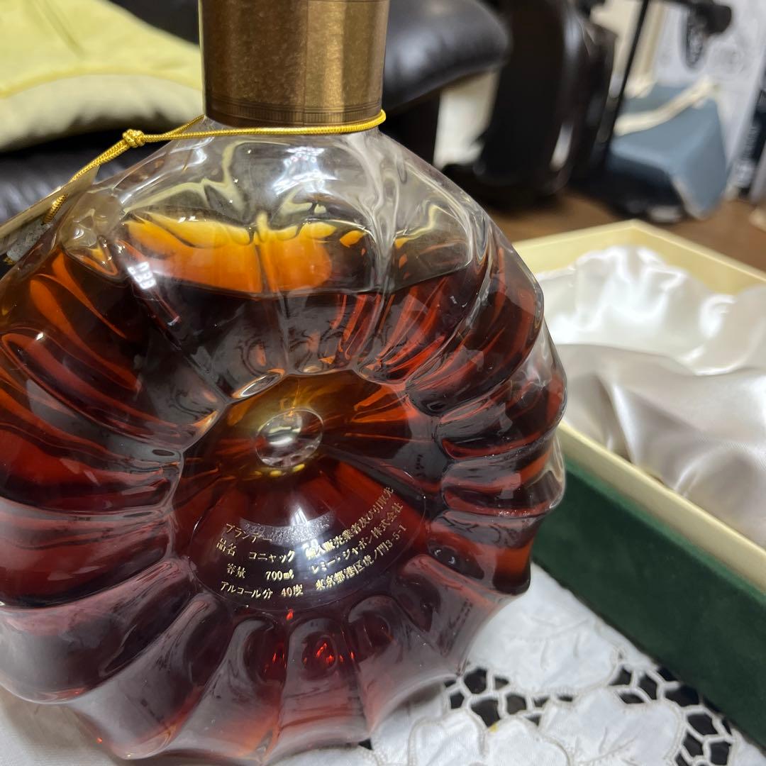 REMY MARTIN コニャック バカラボトル