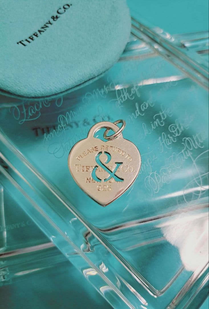 ティファニー リターントゥ アンパーサンド ハート ラージ タグ チャーム レア